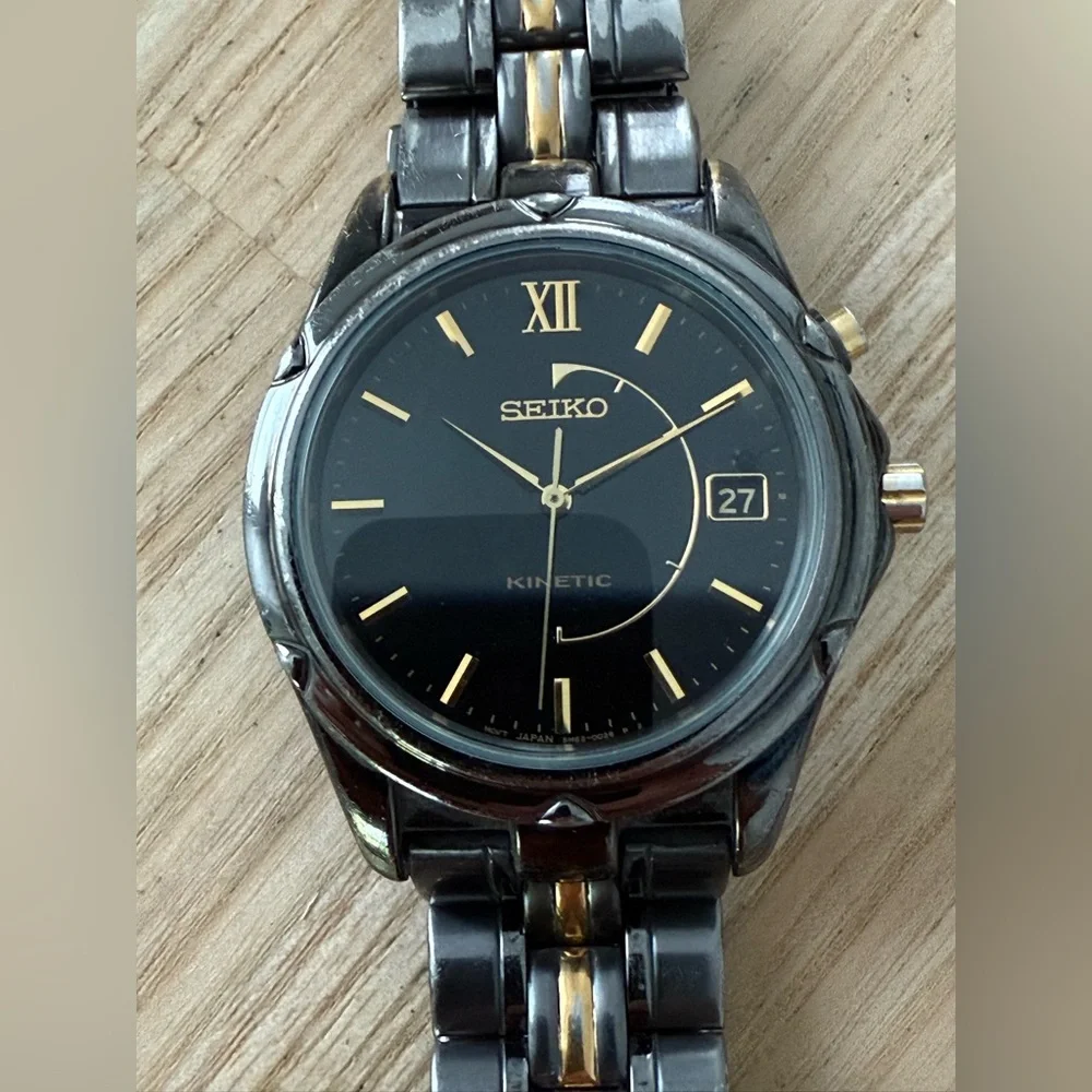 Seiko Kinetic Automatic Vintage Men’s Watch Two-Tone Bracelet Case Black Dial